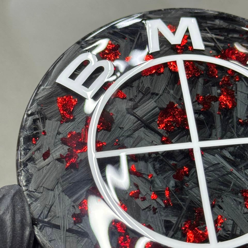 2 logo bmw red carbon fiber
